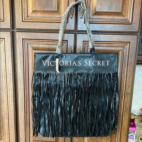 Victoria's Secret Handbags - NWT!!! VICTORIA’S SECRET Tote Bag